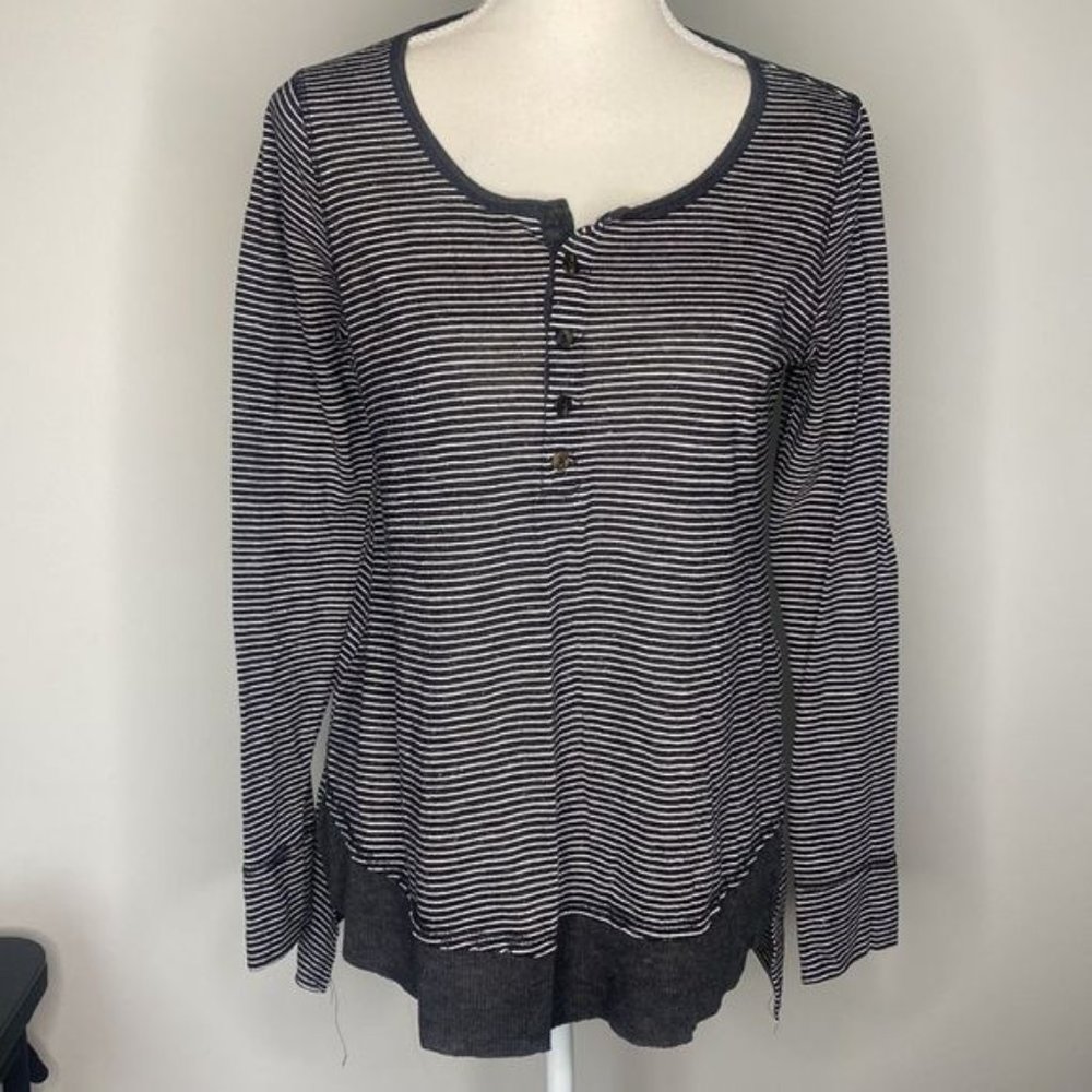 Womens Small Longsleeve Black Mystree T-shirt Stripe